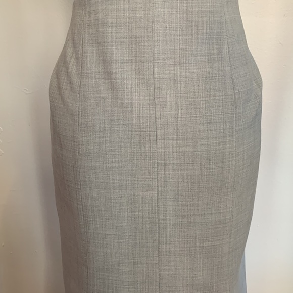 EXPRESS Midi Skirt - Picture 4 of 8